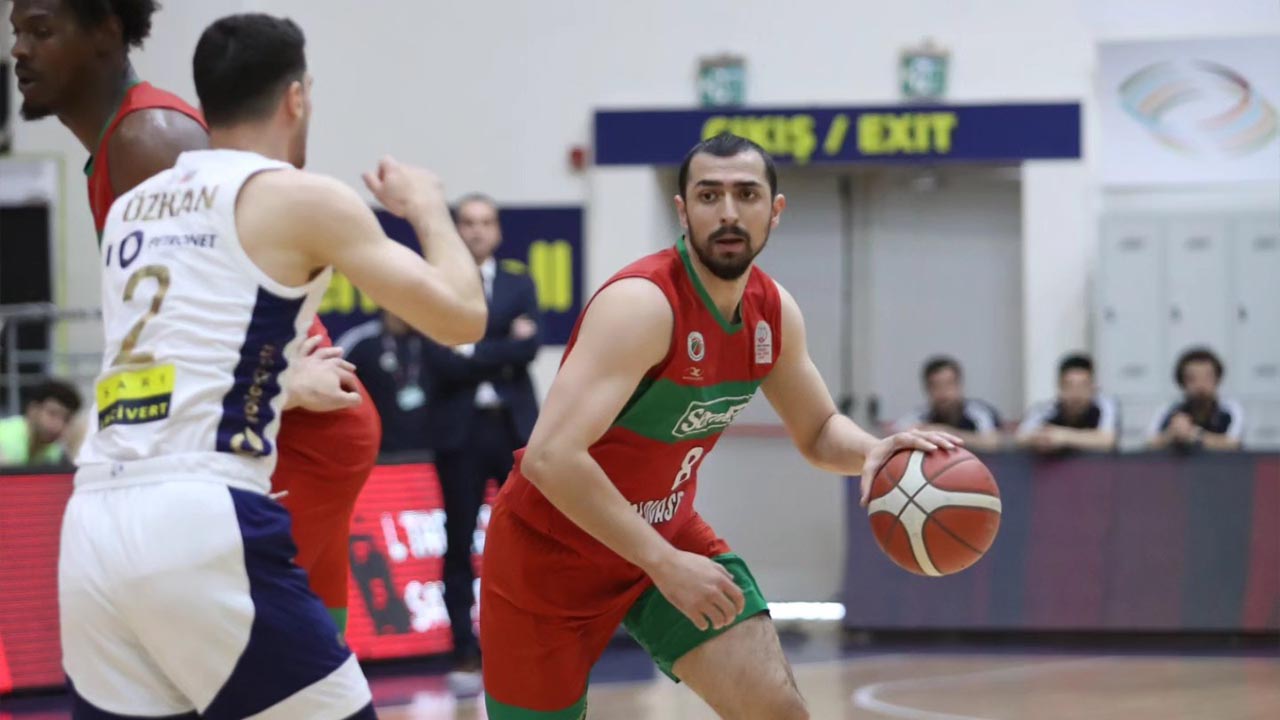 Yalova Semt77 Erkek Basketbol Sampiyon Son Mac Fenerbahce Maglubiyet (1)