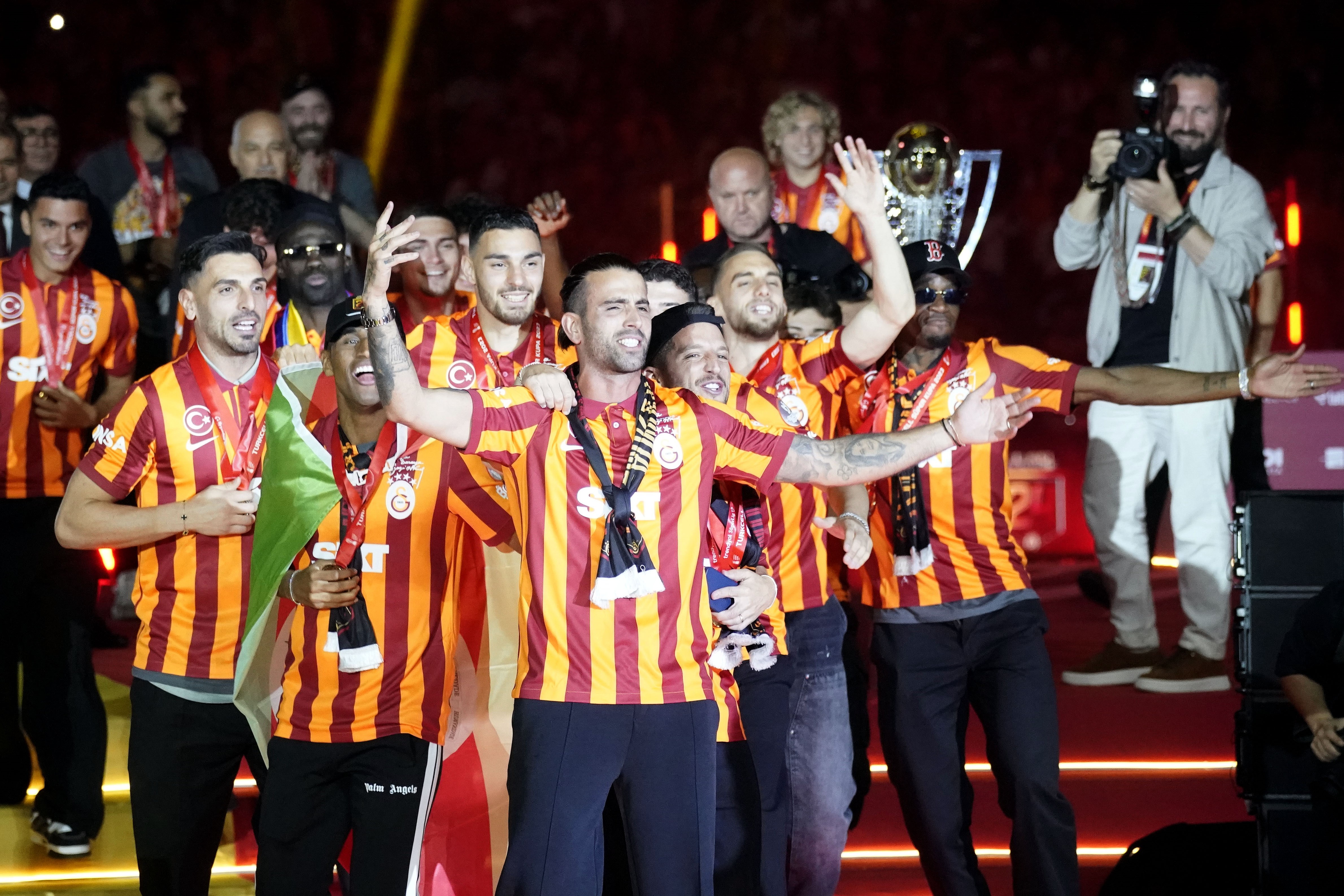 Galatasaray 3Kupali Kutlama (7)