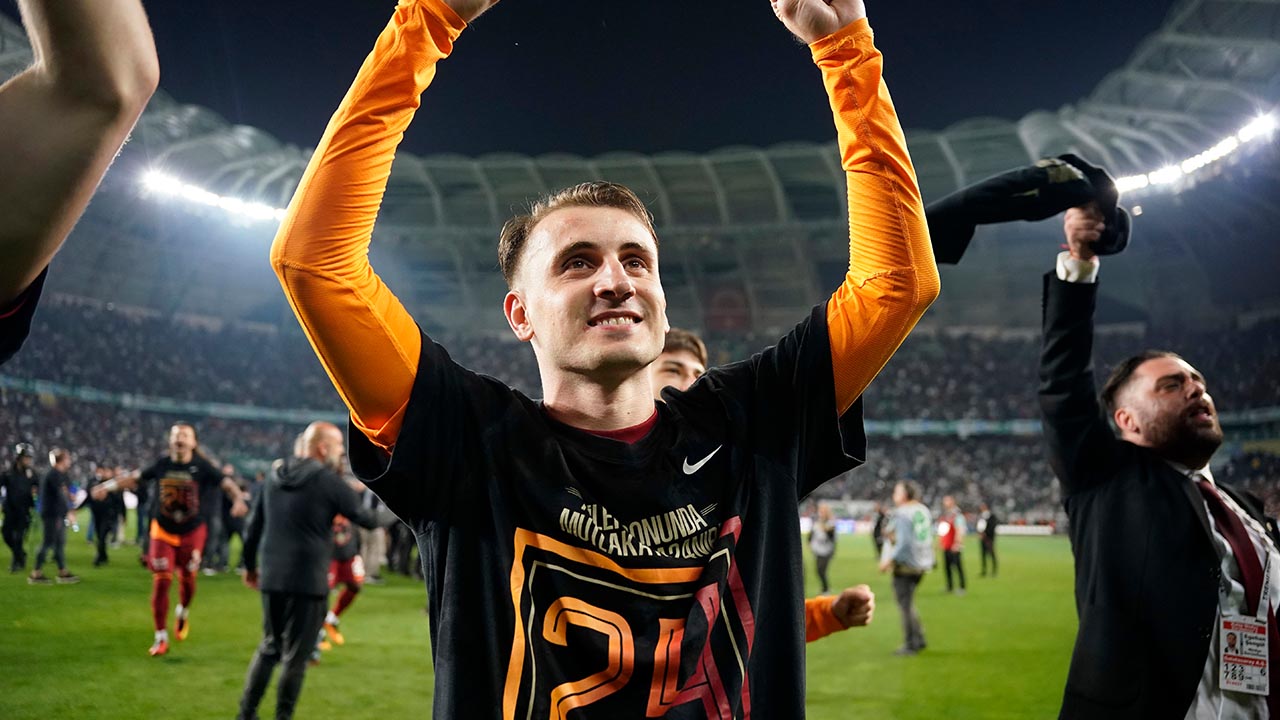 Şampiyon Galatasaray 2024 Fenerbahçe Konyaspor Icardi Muslera Okan Buruk (21)
