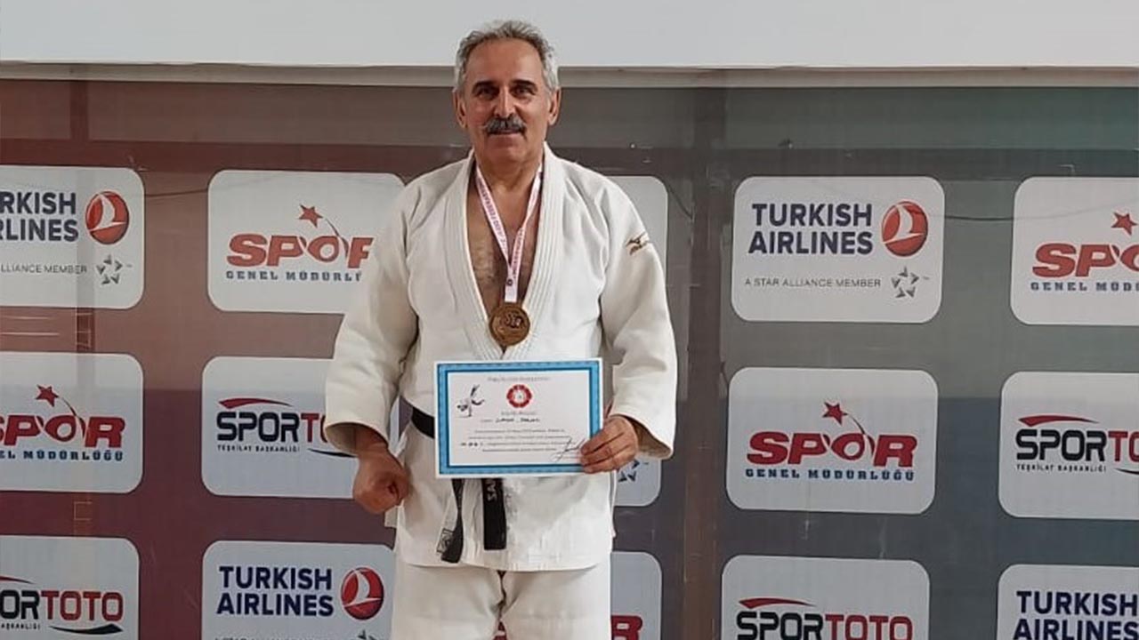 Yalova Ankara Veteran Judo Sampiyona Altin Madalya Kursu (1)