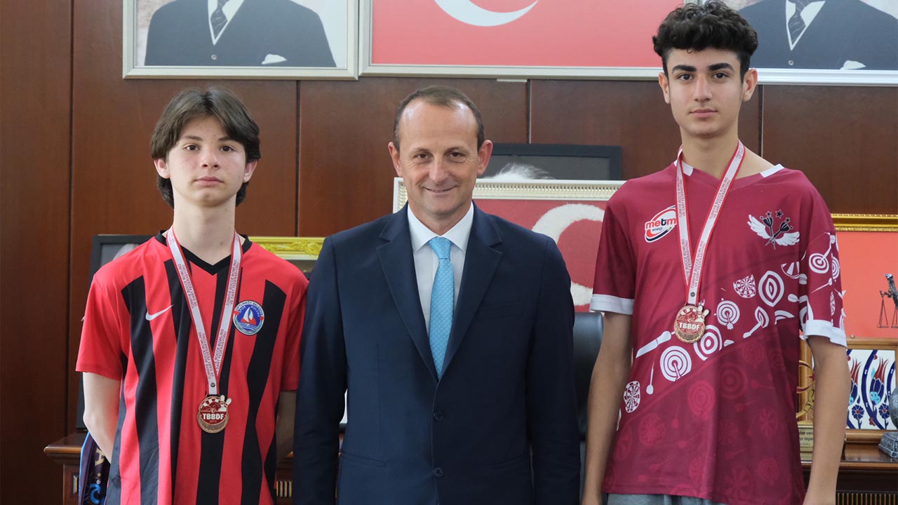 Yalova Ciftlikkoy Belediyespor Turkiye Dart Sampiyona Madalya (8)