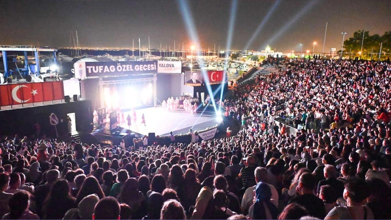 Yalova Tufag Ozel Gece Festival Sahne Gazete Halk Dans Kultur Haber (10)