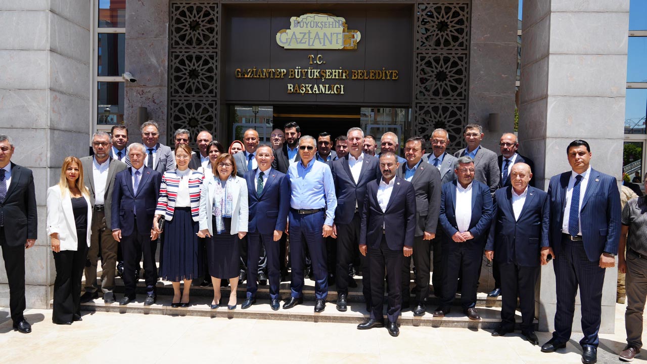 Içişleri Bakan Ali Yerlikaya Gaziantep Göç (2)