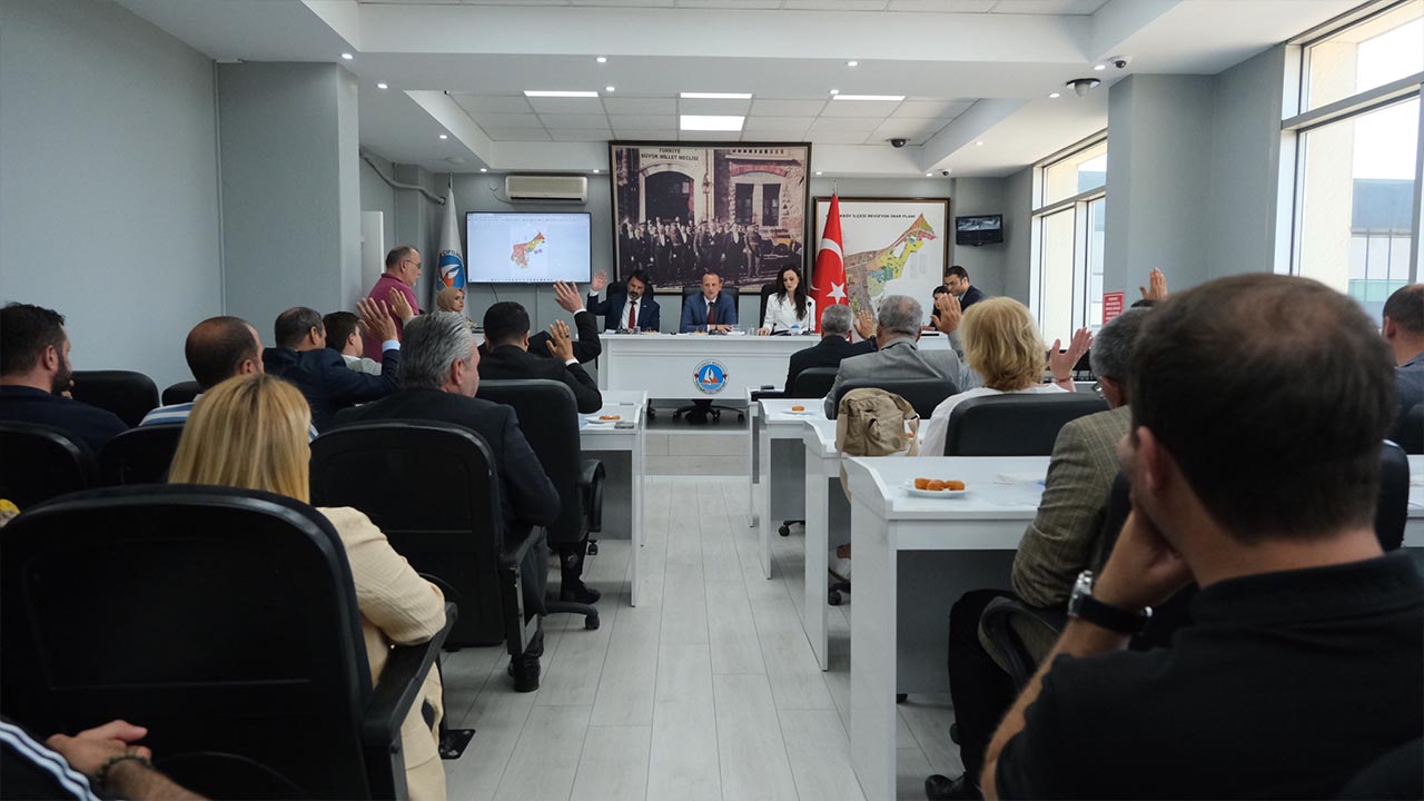 Yalova Ciftlikkoy Belediye Haziran Meclis Vekil Karar Mimari Estetik Komisyon Kurulum (5)