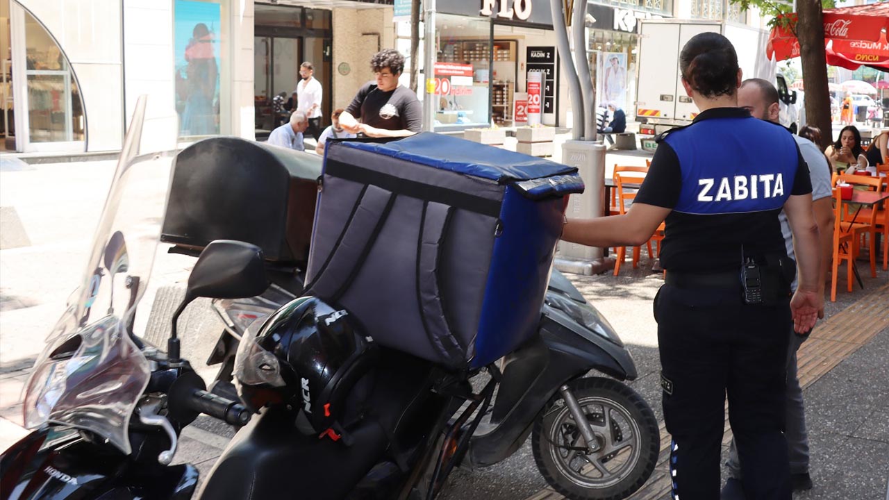 Yalova Belediye Zabita Yuruyus Kaldırım Yol Denetleme (4)