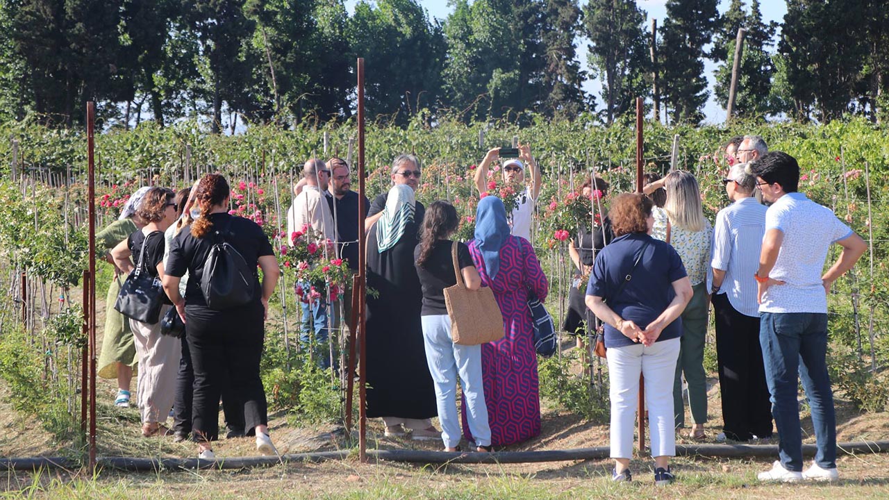 Yalova Canakkale Il Tarim Orman Mudur Garden Sus Bitkileri Uretim Tesis Gezi (1)