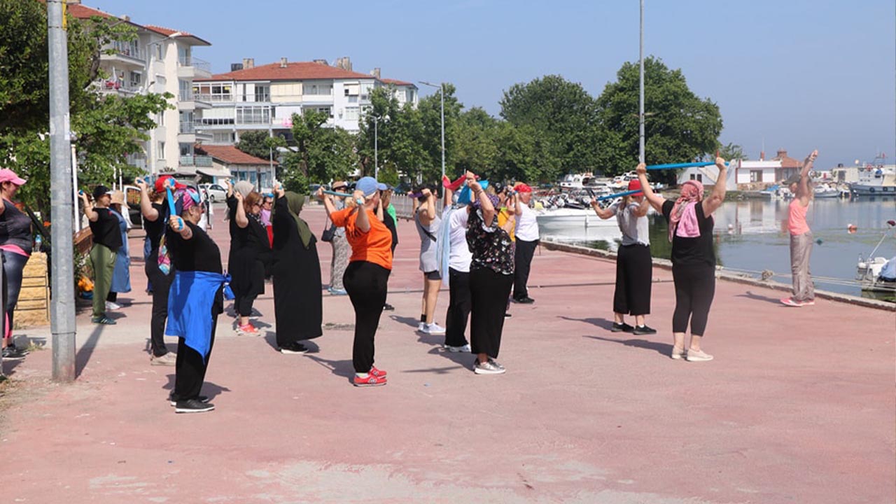 Yalova Cinarcik Belediye Kadin Anne Cocuk Spor Doga Pilates Fitness (1)