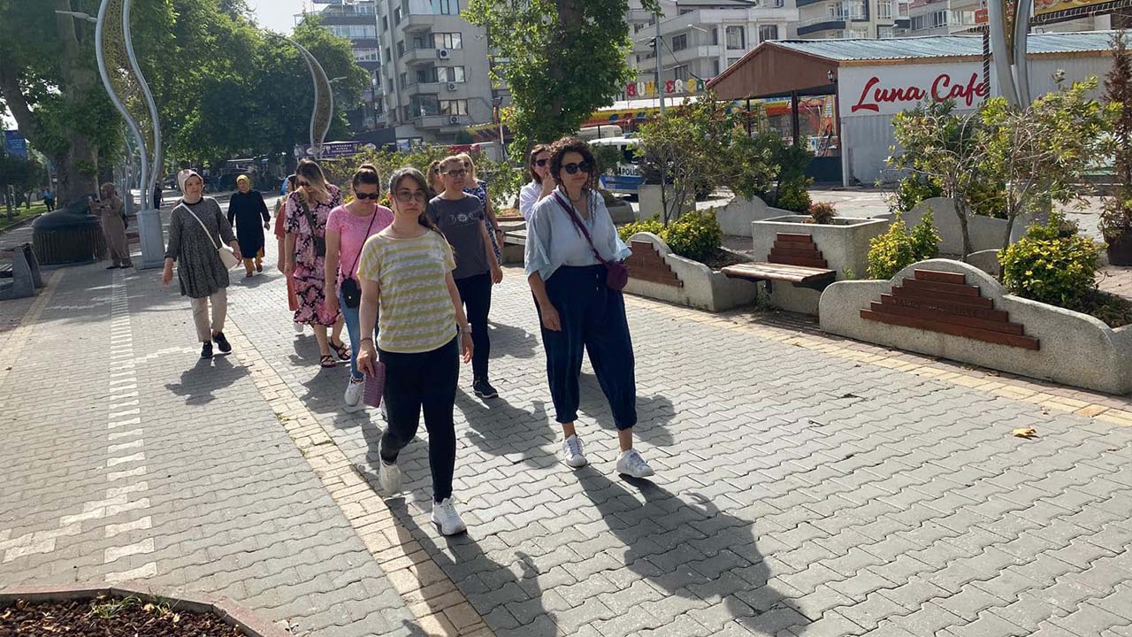 Yalova Il Saglik Mudurluk Personel Obezite Yuruyus Farkindalik (3)