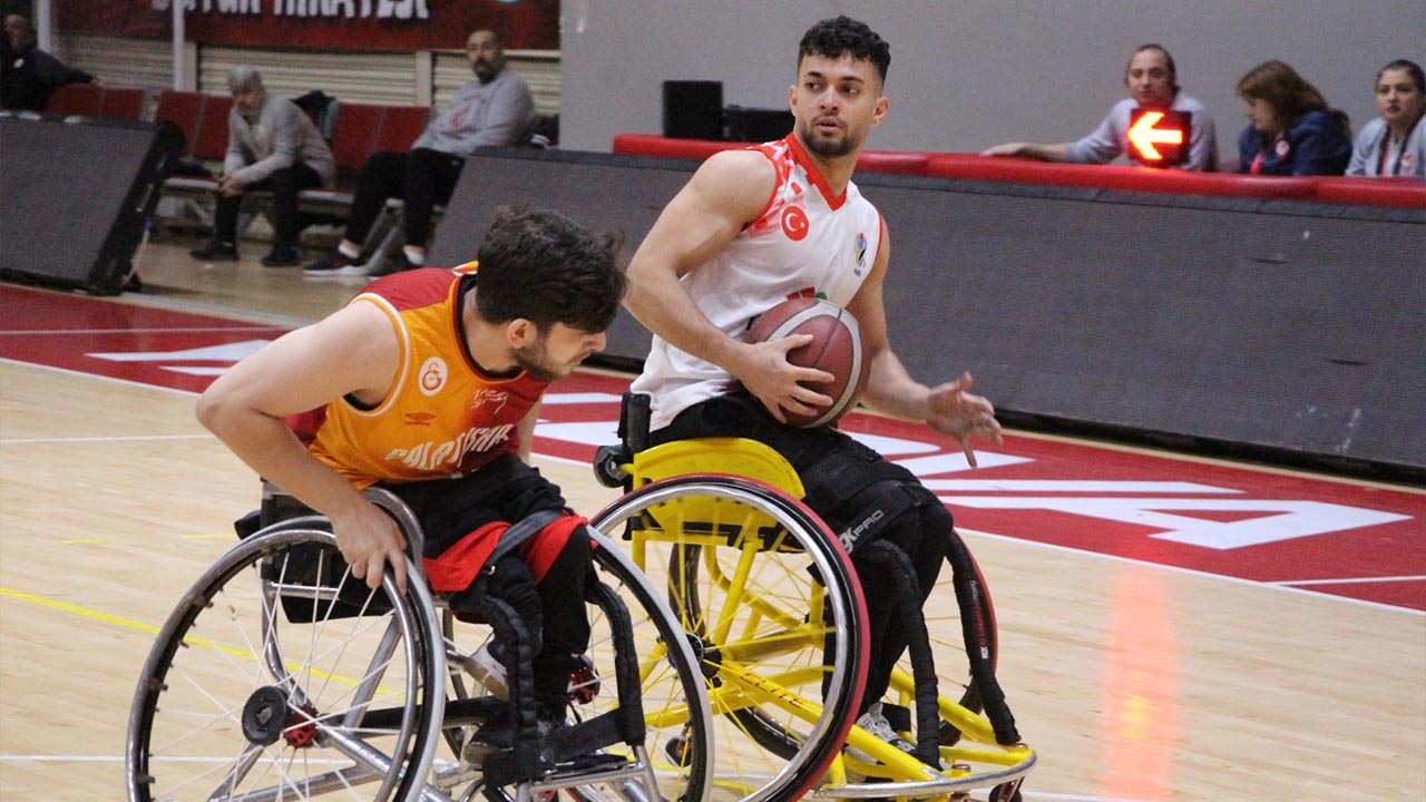 Yalova Turkiye U23 Erkek Basketbol Takim Ispanya Madrid Turnuva (1)