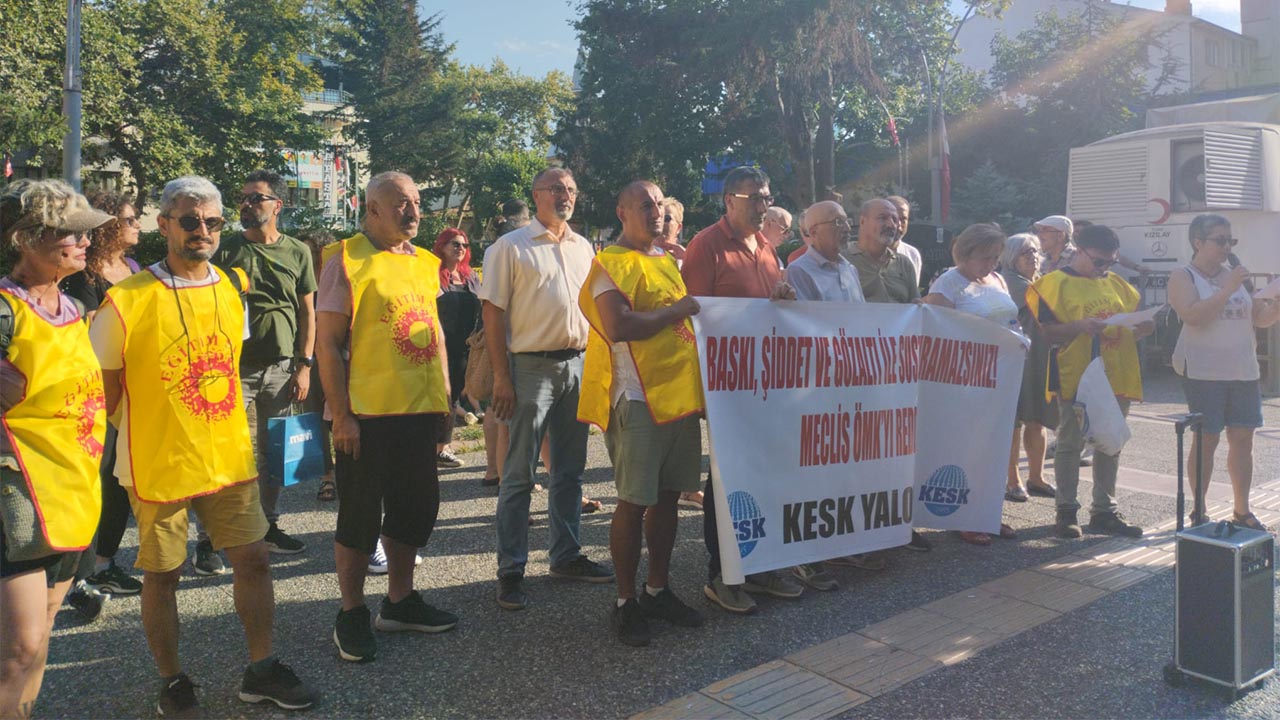 Yalova Egitim Sen Ogretmenlik Meslek Kanun Teklif Protesto Basin Aciklama (1)