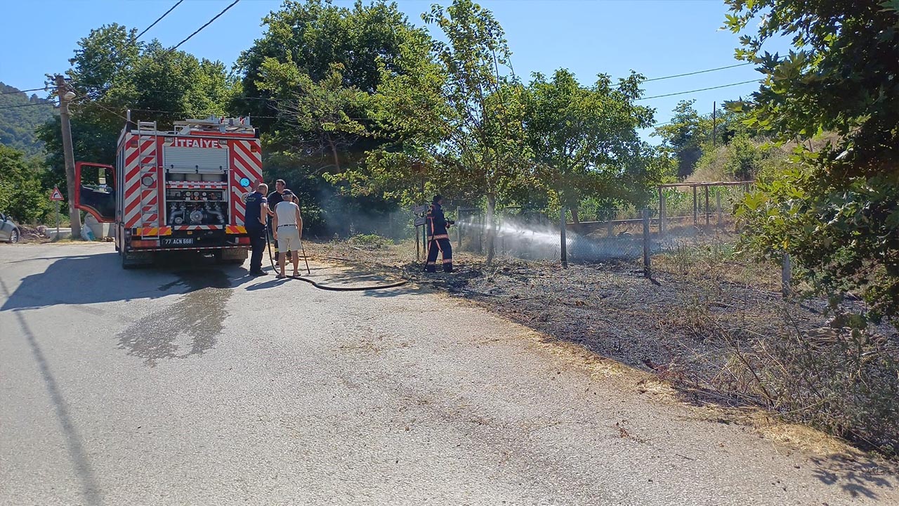 Yalova Cinarcik Kocadere Arazi Yangin (2)