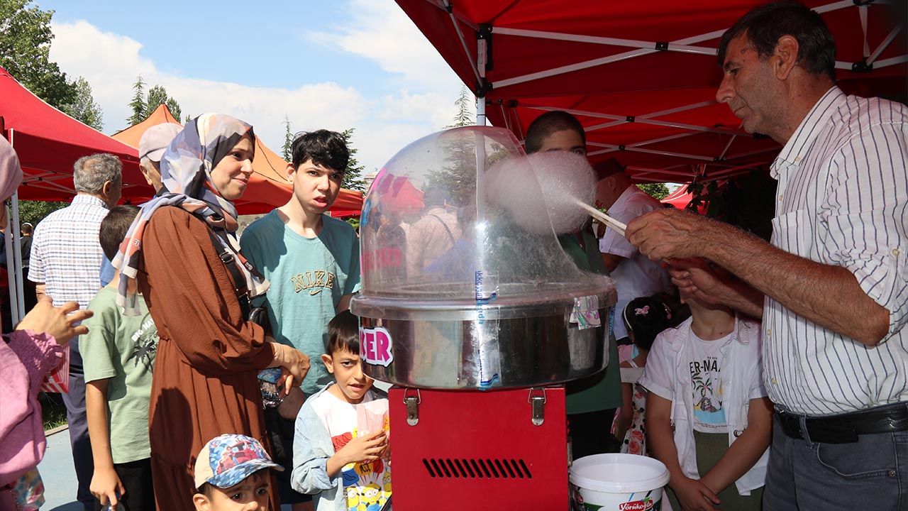 Yalova Eskisehir Filistin Odunpazari Etkinlik Program Yardim Dayanisma Belediye Baskan (8)