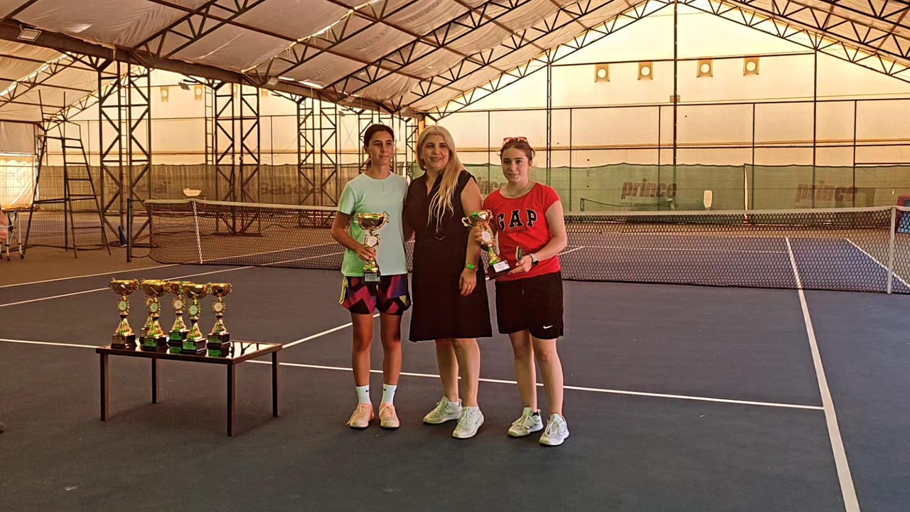 Yalova Genclik Spor Il Mudurluk Haftasonu Tenis Turnuva (3)