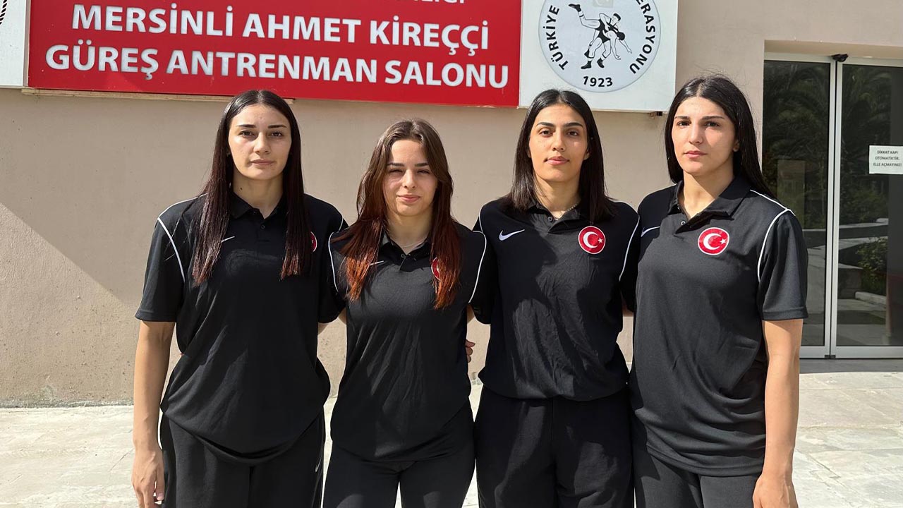 Yalova Termal Belediyespor U20 Kadin Gures Milli Takim (2)