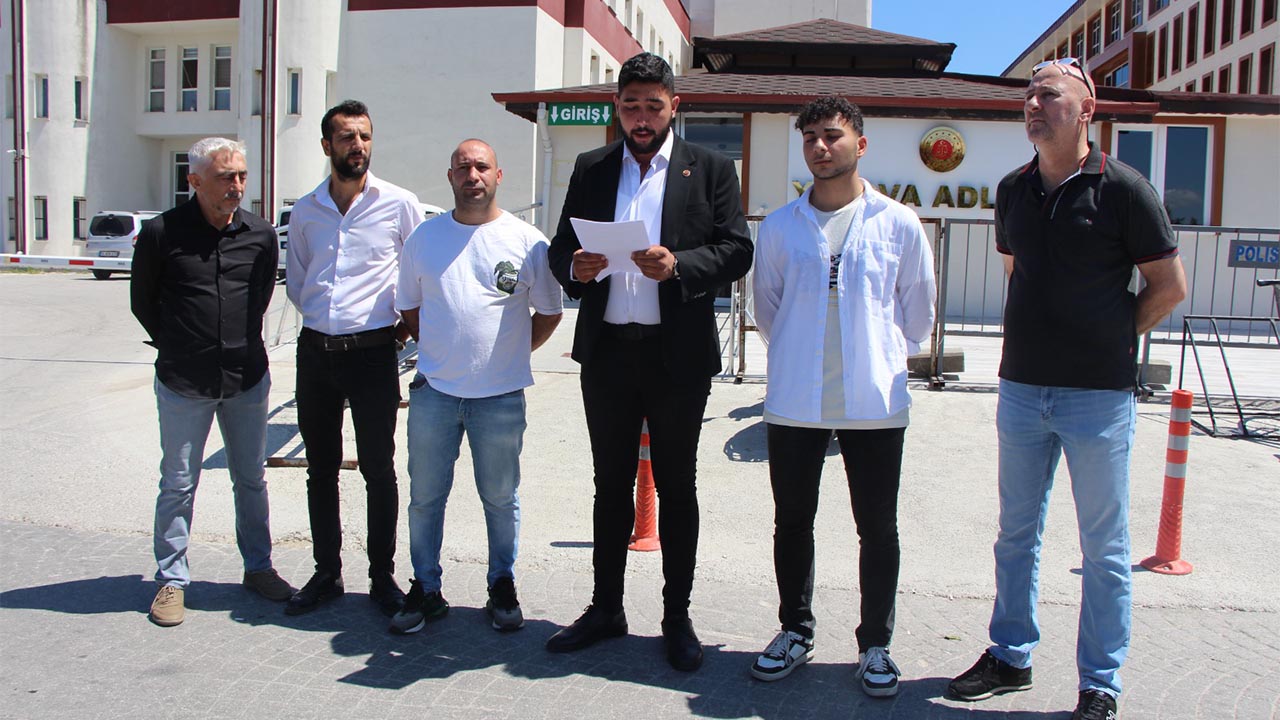 Yalova Chp Genclik Kollari Baskan Cem Karadag Instagram Erisim Engel Aciklama (1)