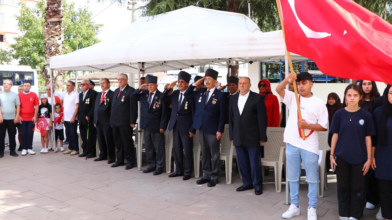 Yalova Zafer Bayram Ciftlikkoy Belediye Kutlama Haber Gazete (2)