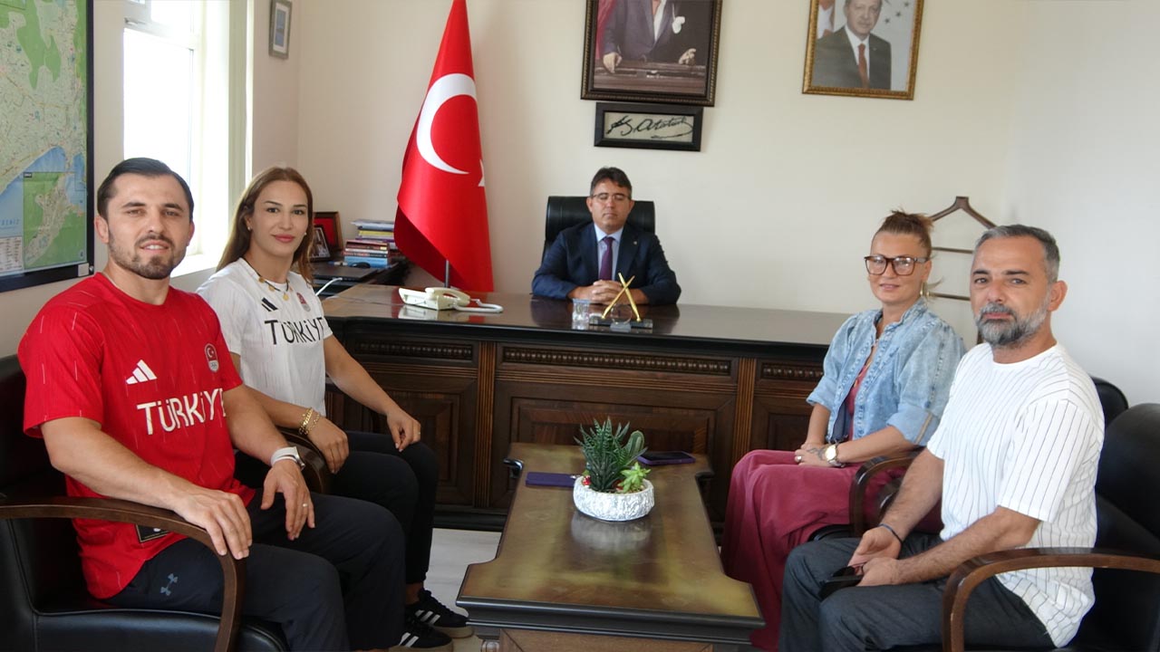 Yalova Buse Tosun Cavusoglu Kaymakam Nurullah Kaya Marmaris Ziyaret (3)