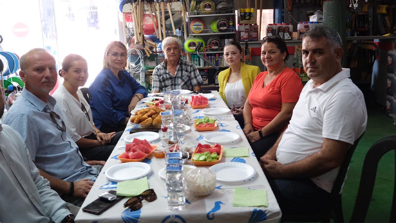 Yalova Altinova Ilce Belediye Baskan Esnaf Ziyaret (1)