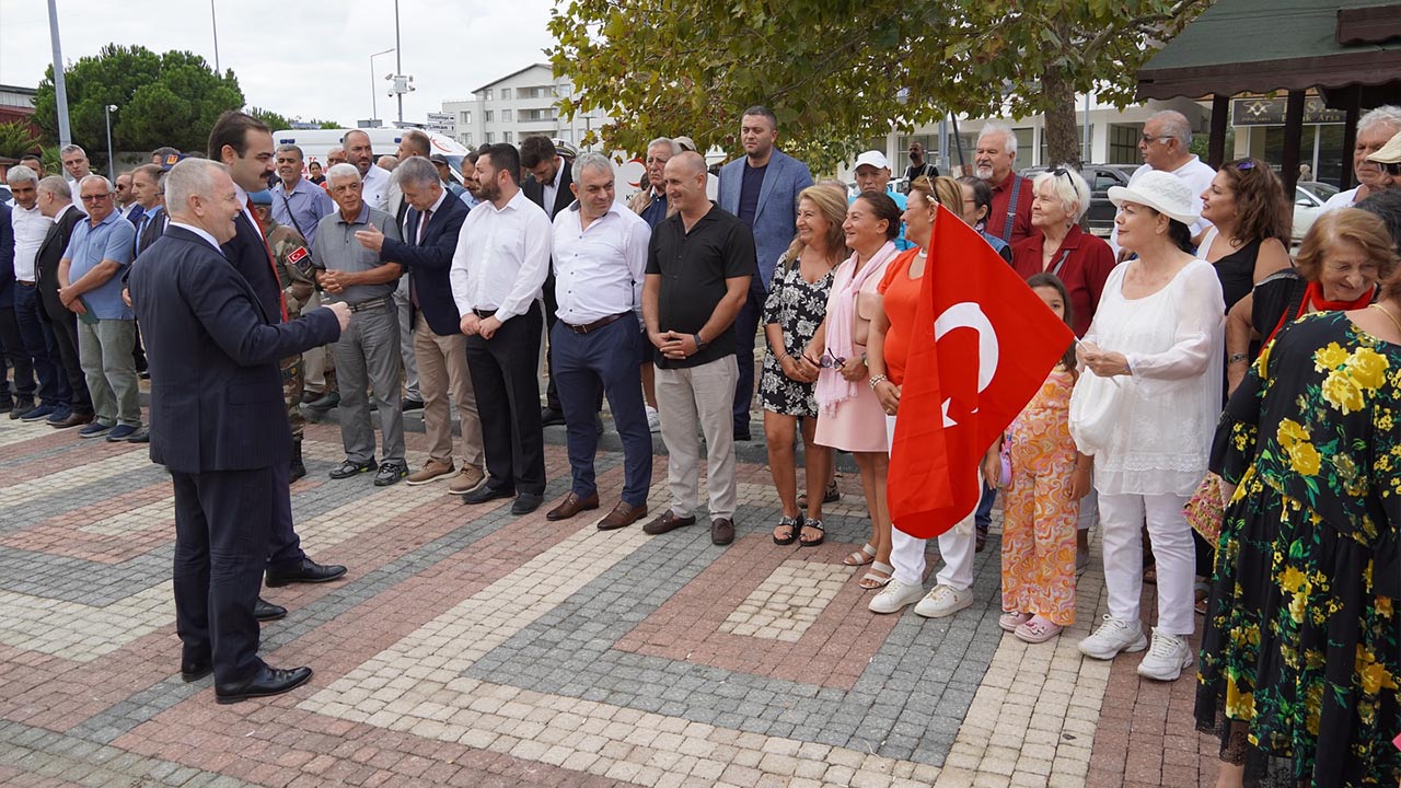 Yalova Armutlu Zafer Bayram Kutlama (2)