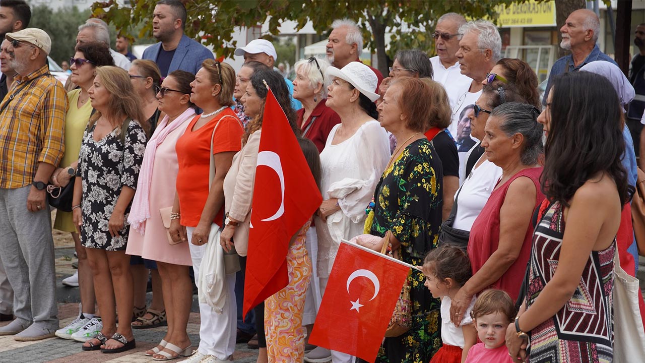 Yalova Armutlu Zafer Bayram Kutlama (4)