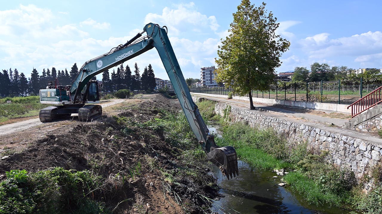 Yalova Belediye Dsi Balaban Dere Islah Temizlik Calisma (4)