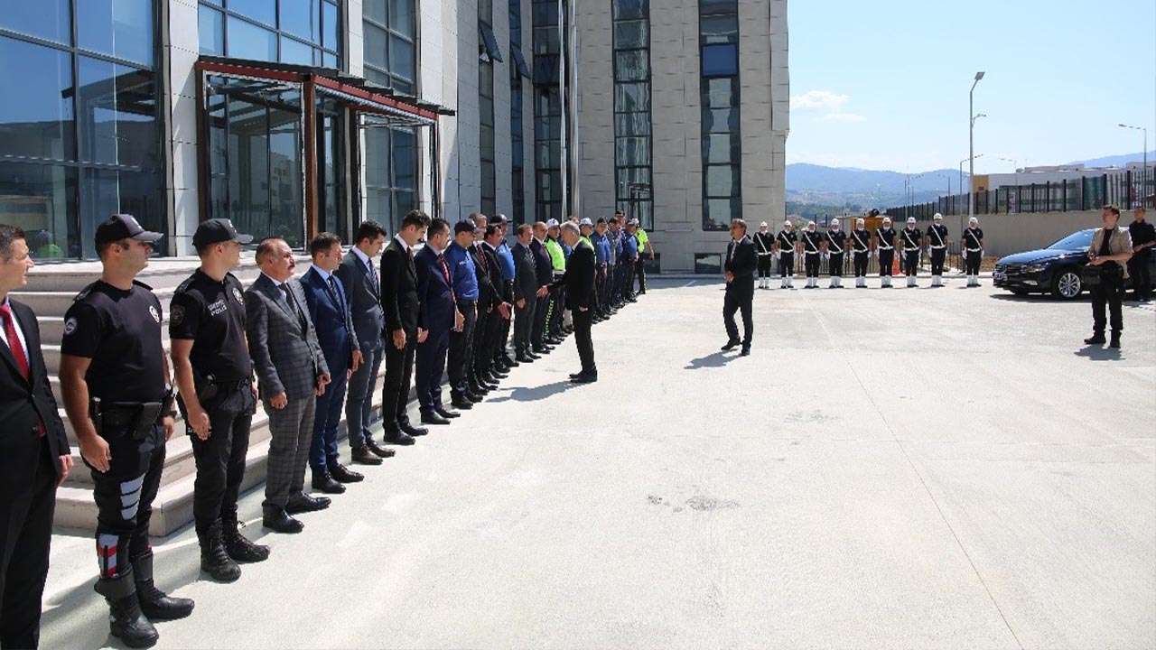 Yalova Burdur Il Emniyet Mudur Karsilama Toren (2)