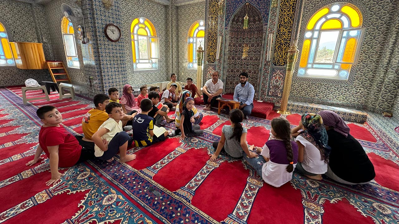 Yalova Ciftlikkoy Ilce Muftu Cami Kuran Kurs Denetim (1)