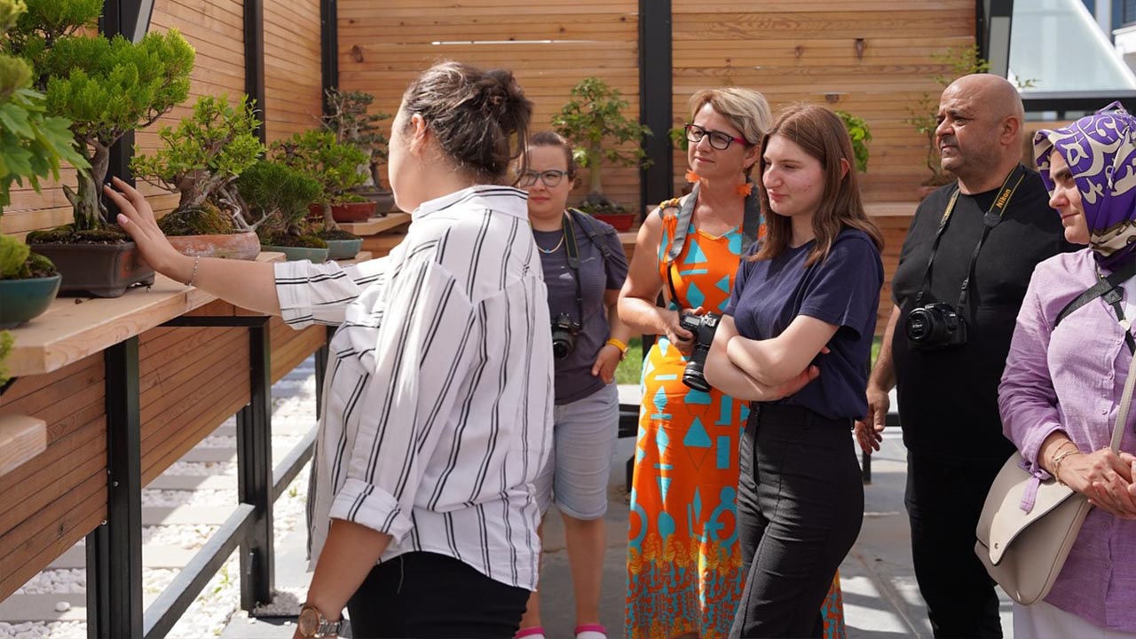 Yalova Kadikoy Kultur Evi Fotografcilik Kurs Bonsai Muze Ziyaret (2)