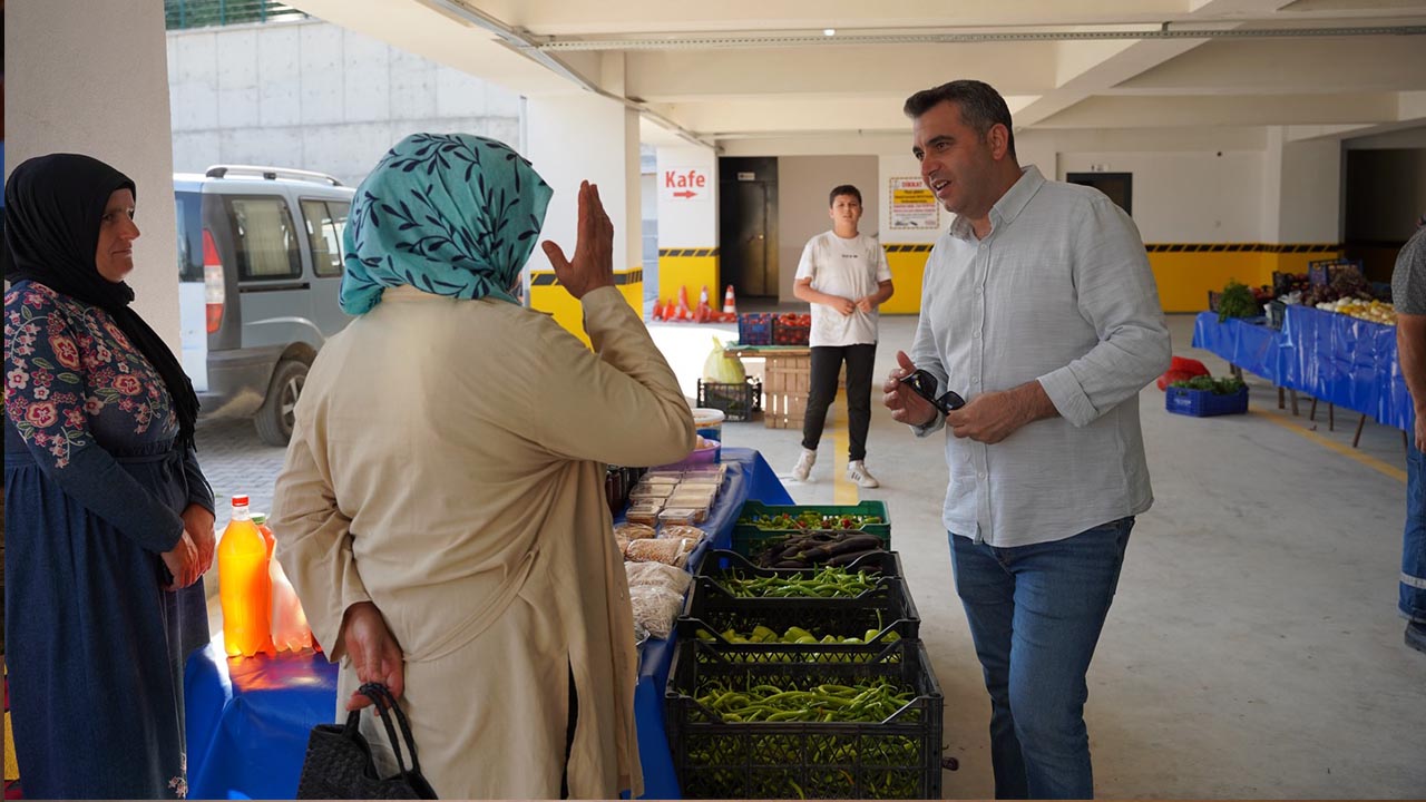 Yalova Kadikoy Pazar Yeri Hizmet Uretici Urun Satis (1)