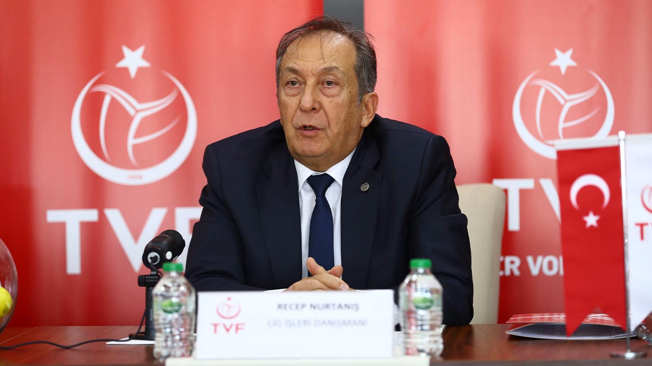 Yalova Ciftlikkoy Belediye Voleybol Rakip Bursa Buyuksehir(6)