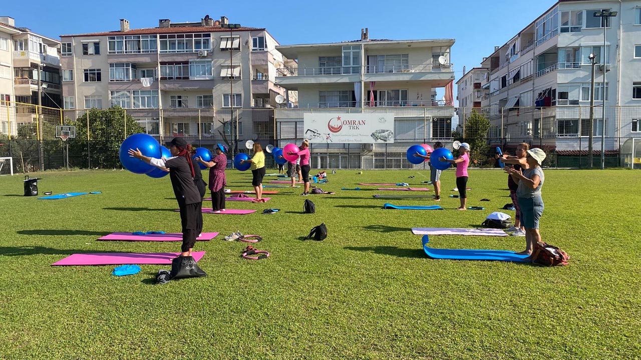 Yalova Cinarcik Belediye Kadin Anne Pilates Gunes (4)