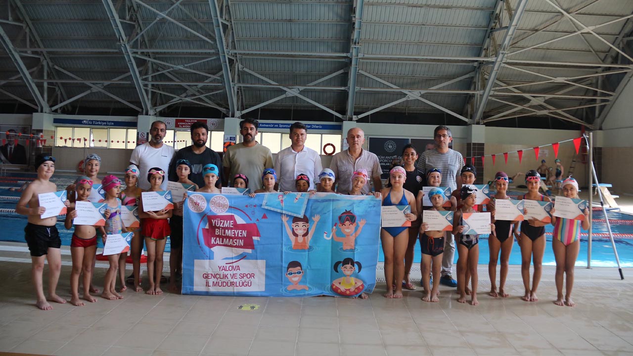 Yalova Genclik Spor Bakanlik Yuzme Ogrenme Proje Cocuklar (5)