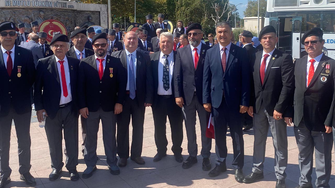 Yalova Zafer Parti Gaziler Gun Ataturk Anit Kutlama Program (6)