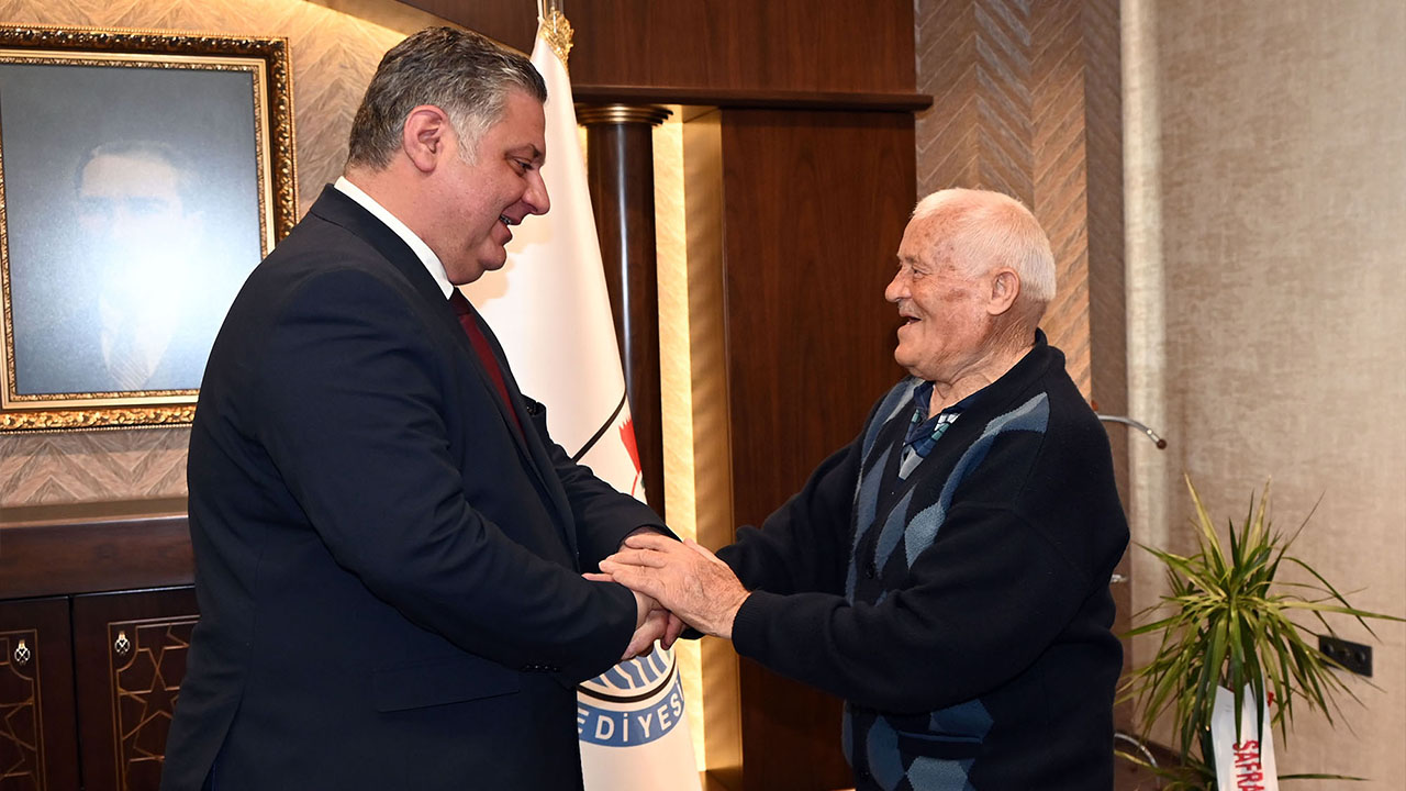 Yalova Belediye Baskan Mehmet Gurel Yaslilar Gunu Mesaj Haber (3)