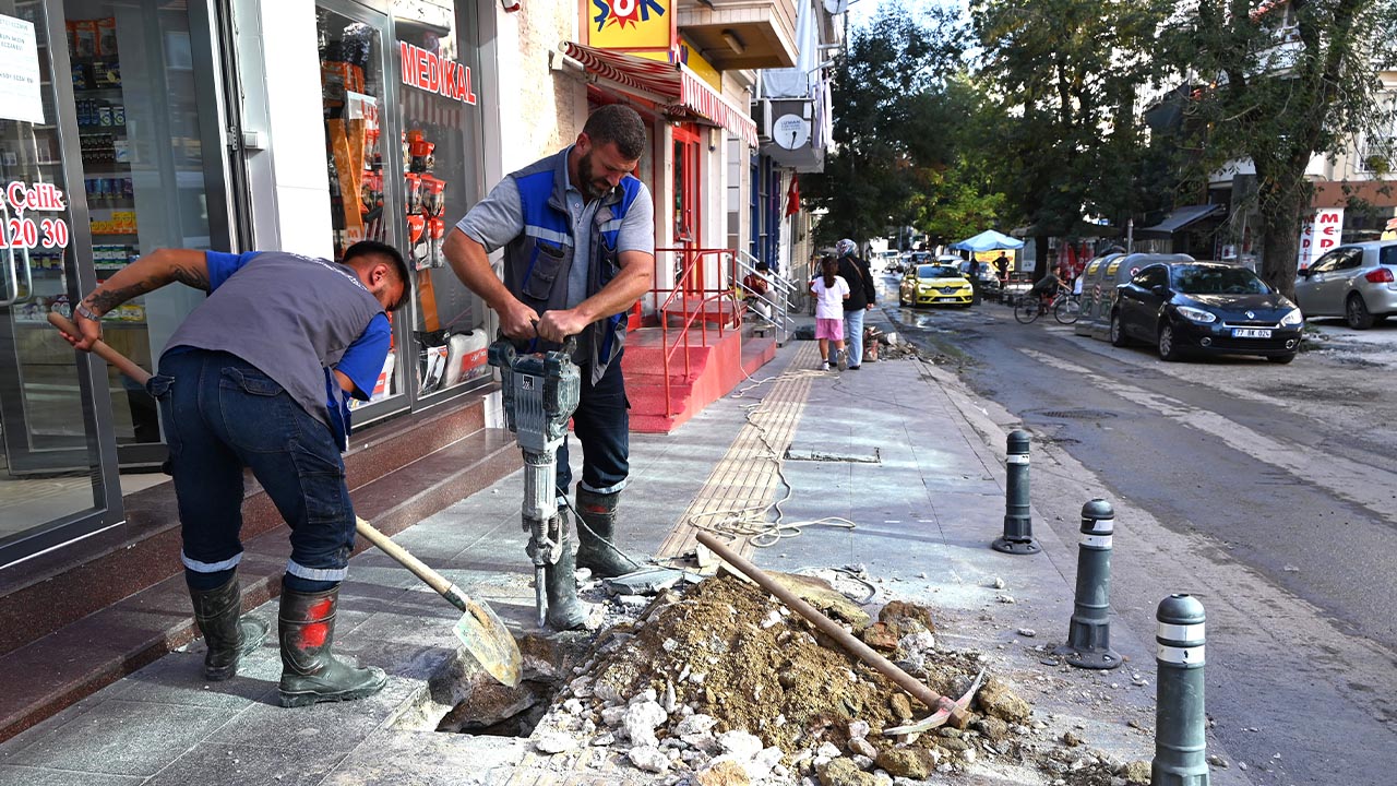 Yalova Belediye Su Hat Tamirat Ekip (2)