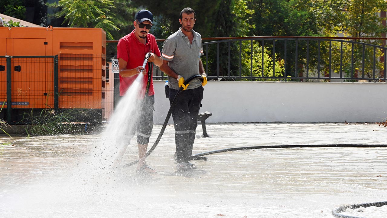 Yalova Belediye Temizlik Isleri Ekip Okul Yeni Donem Hazirlik (5)-1