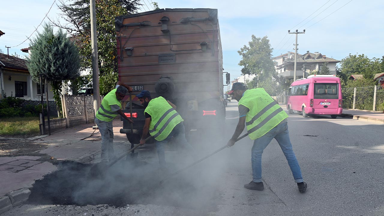 Yalova Belediye Yol Bakim Asfalt Cadde (1)