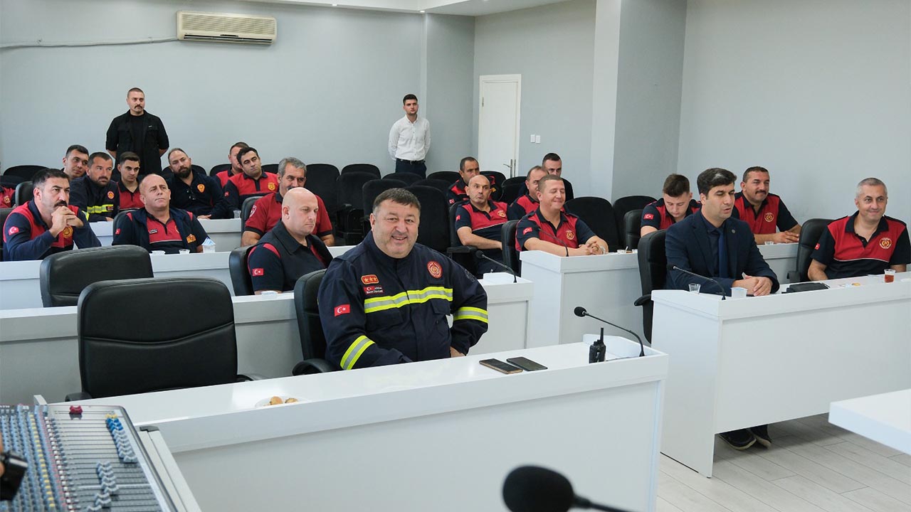 Yalova Ciflikkoy Belediye Baskan Adil Yele Itfaiye Haftasi Kutlama (1)