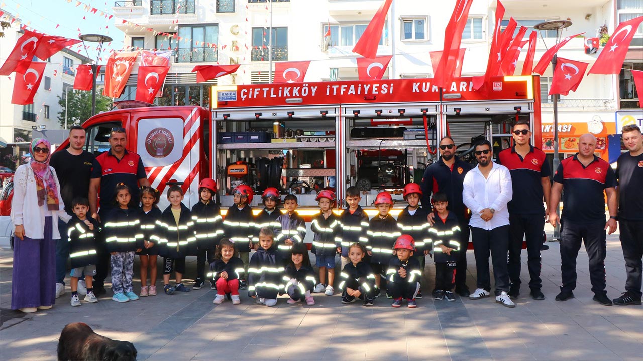 Yalova Ciftlikkoy Belediye Itfaiye Mudurluk Ogrenci Stant (4)