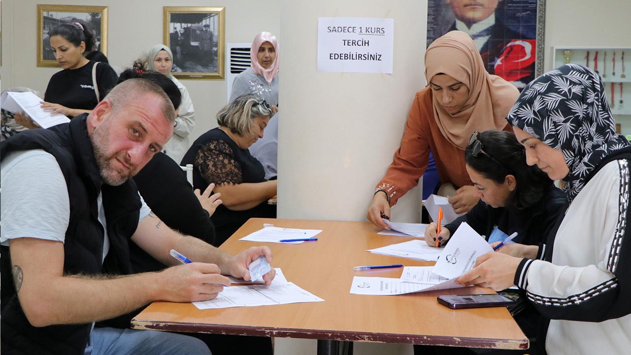 Yalova Ciftlikkoy Belediye Kultur Mudurlugu Ucretsiz Kis Kurs (3)