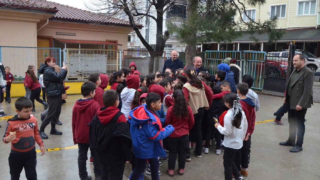 Yalova Esenkoy Belediye Baskan Okul Servis Ucretsiz Basvuru (2)