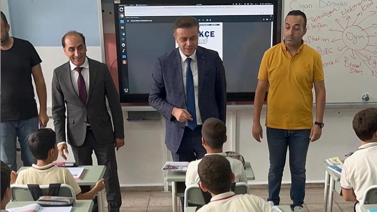 Yalova Milli Egitim Mudur Cinarcik Okul Ziyaret (3)