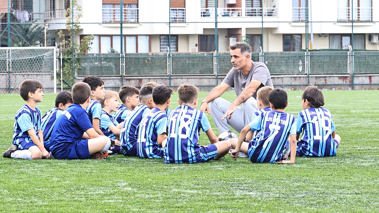 Yalova Futbol Turnuva Sampiyon Ciftlikkoy (7)