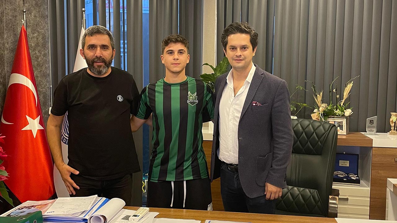 Yalova Muhammed Eren Kafkas Imza Transfer Futbol (1)