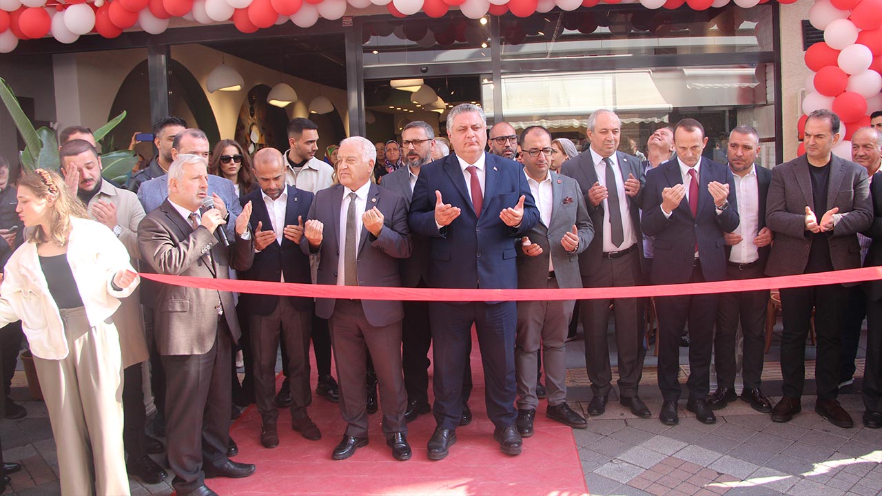 Yalova Acsan Yemek Kanta Acilis Vekil Belediye Baskan Muftu Dua (14)