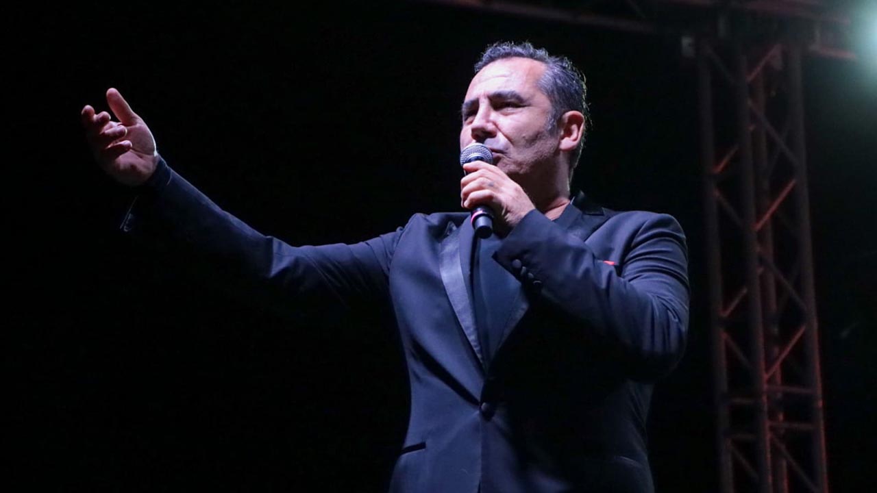 Yalova Belediye Cumhuriyet Bayram Ferhat Gocer Konser (4)