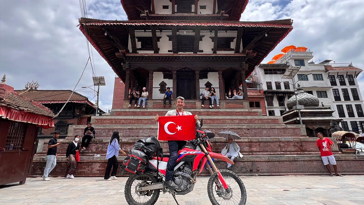 Yalova Haber Gazete Murat Aksoy Nepal Hindistan Pamir Motosiklet Tur (2)