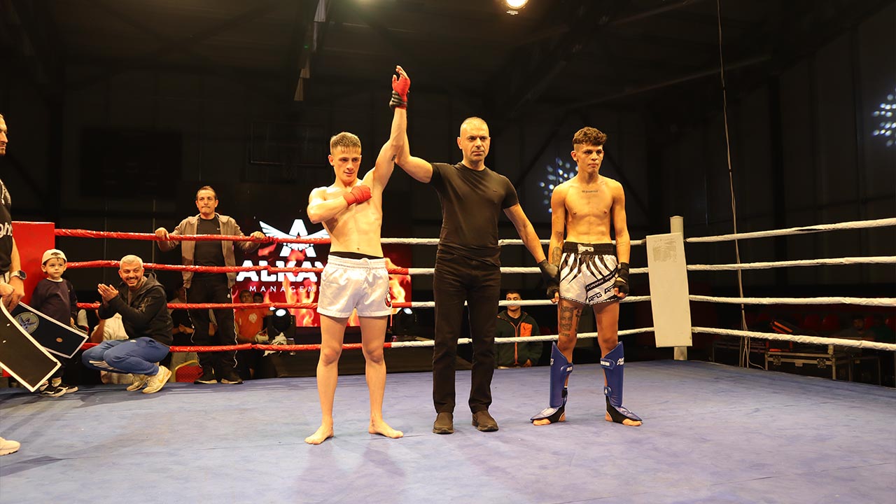 Yalova Omer Allar Boks Kickboks Mac Spor Gazete Haber Manset Ring (1)-1