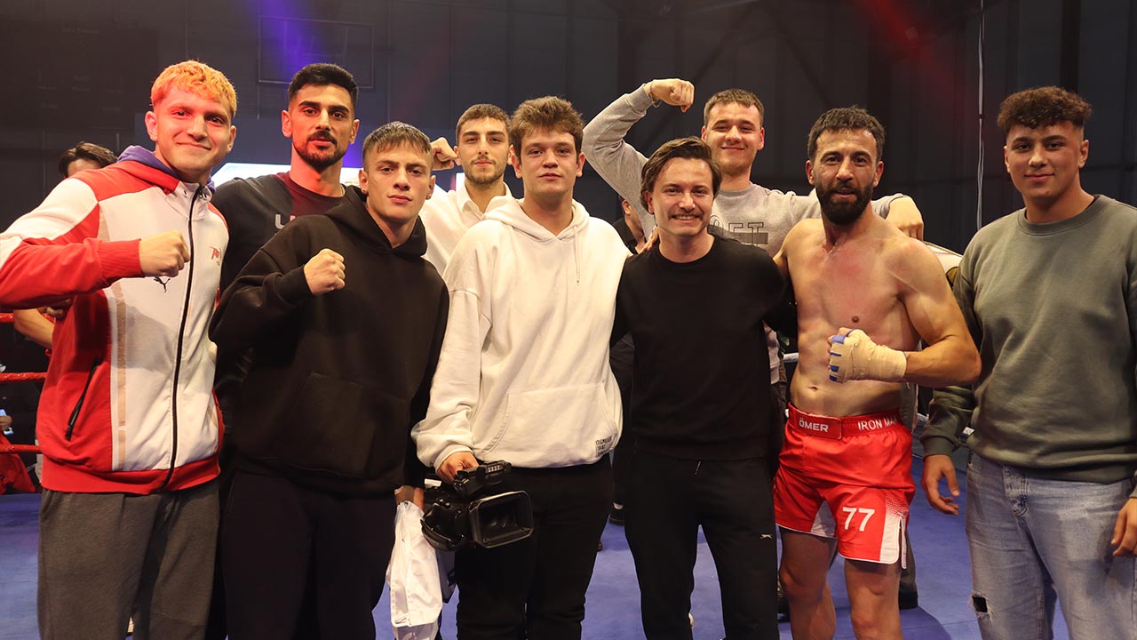 Yalova Omer Allar Boks Kickboks Mac Spor Gazete Haber Manset Ring (4)