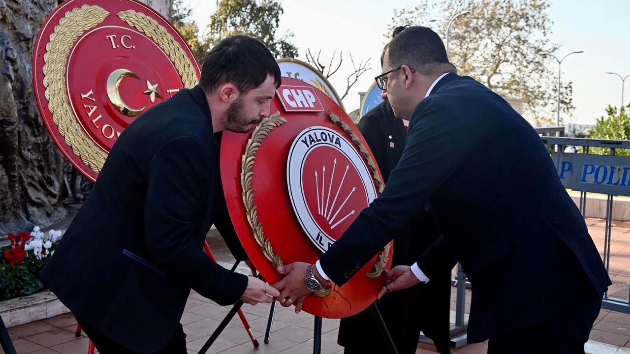 Yalova Chp Il Ilce Baskanlik Vekil Belediye Baskan Cumhuriyet Bayram Kutlama Program (2)